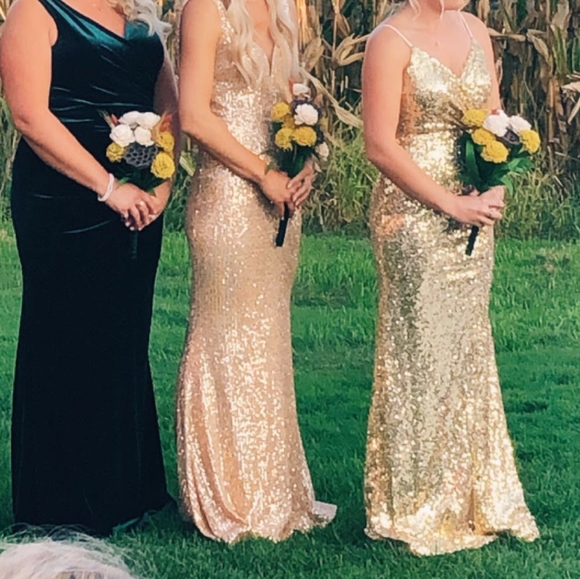 Gold sequin dress - Picture 6 of 6